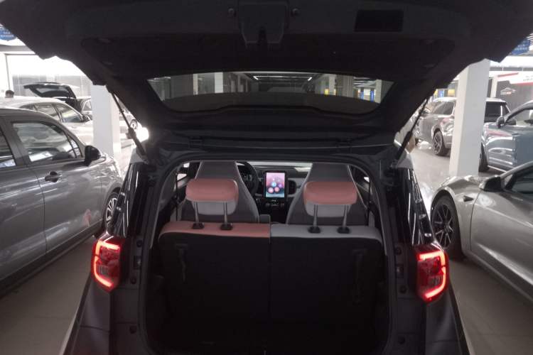 Used Chery New Energy Little Ant 2022 Sweet Pink Edition Half-Sugar Version Lithium Iron Phosphate 29.2 kWh 30 kW 301 km Trunk