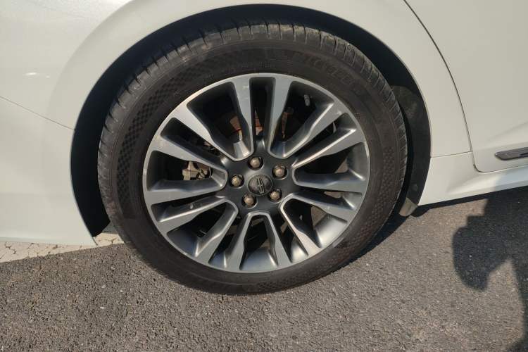 Used Lincoln Continental 2019 2.0T Two-Wheel Drive Prestige Version China VI Standard
