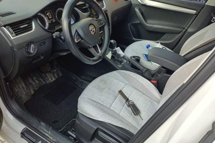 Used Skoda Octavia 2019 TSI230 DSG SmartDrive Luxury Edition China VI
