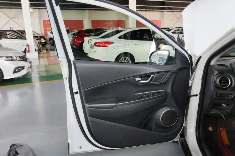 Used Hyundai ENCINO 2018 1.6T Dual-Clutch Zhilian Edition China V Standard
