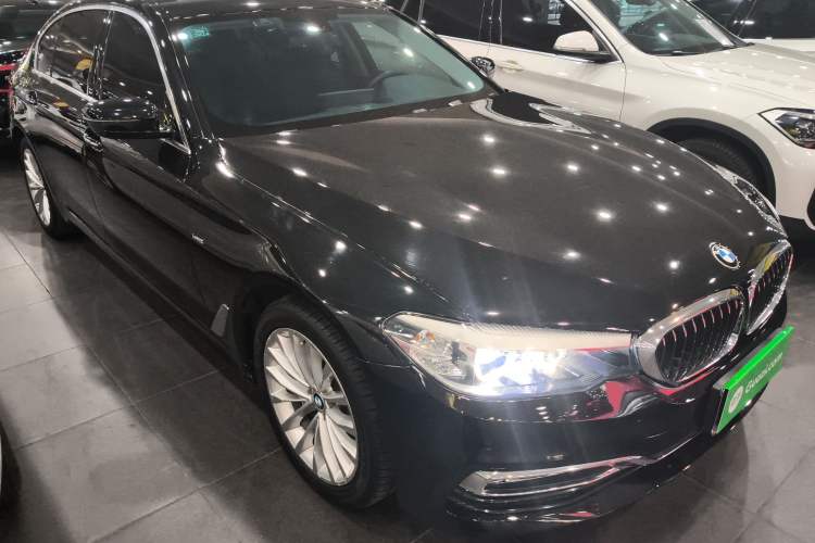 Used BMW 5 Series 2018 525Li Luxury Package