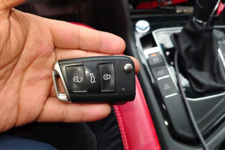 Used Volkswagen Tharu 2021 280TSI Two-Wheel-Drive Luxury Edition
