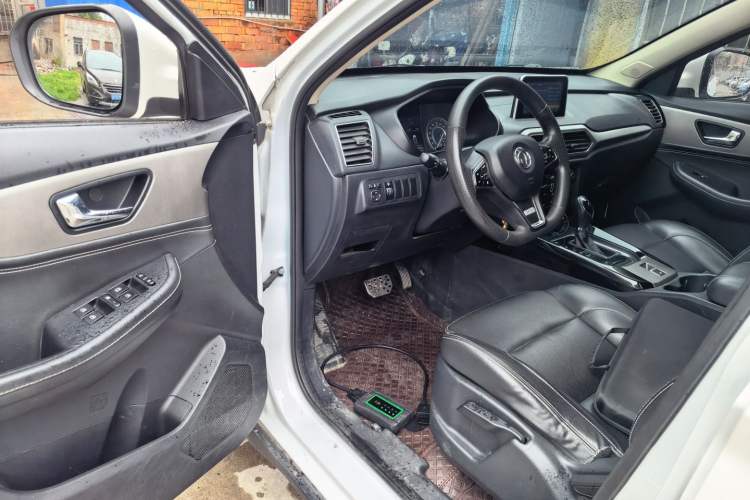 Used Dongfeng Fengon S560 2019 1.8L CVT Elite Model Driver Seat