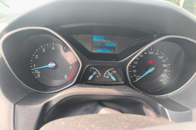 Used Ford Focus 2015 Hatchback 1.6L Automatic Fashion Edition