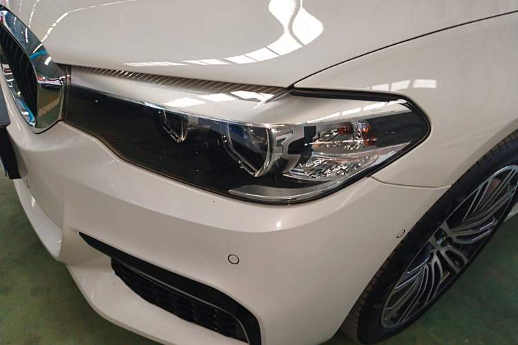 Used BMW 5 Series 2019 530Li Leading Model M Sport Package
