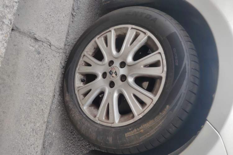 Used Roewe 550 2012 550 1.8L Manual Value Edition
