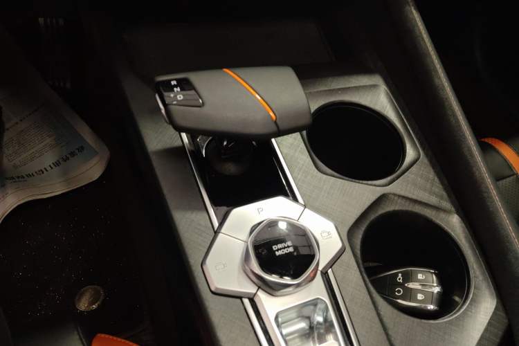 Used Changan UNI-V 2024 1.5T Prestige Sport Edition