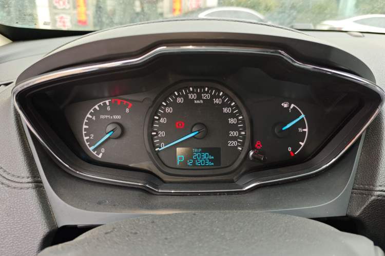 Used Ford Escort 2015 1.5L Automatic Fashion Model
