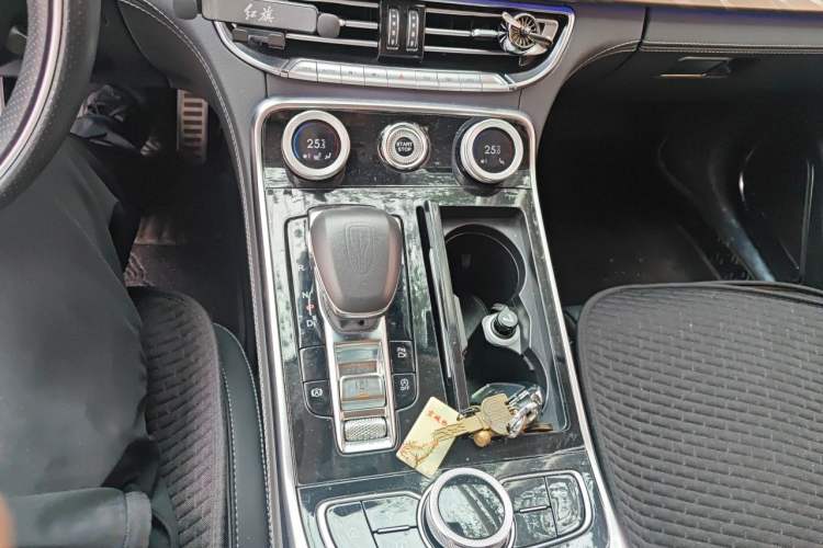 Used Hongqi H9 2020 2.0T Smart Connect Flagship Edition
