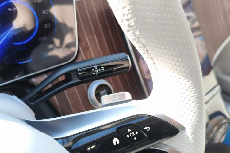 Used Mercedes-Benz EQE 2025 500 4MATIC Luxury Edition