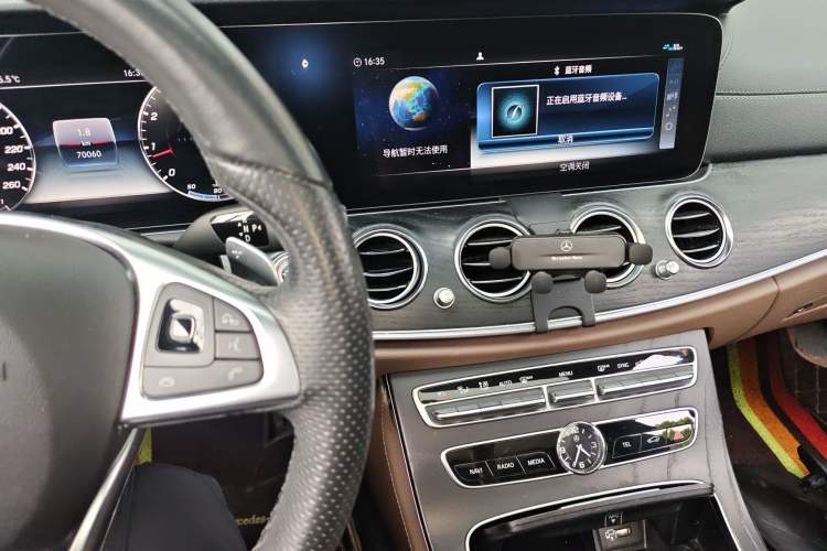 Used Mercedes-Benz E-Class 2018 E 300 L Sporty and Stylish Model