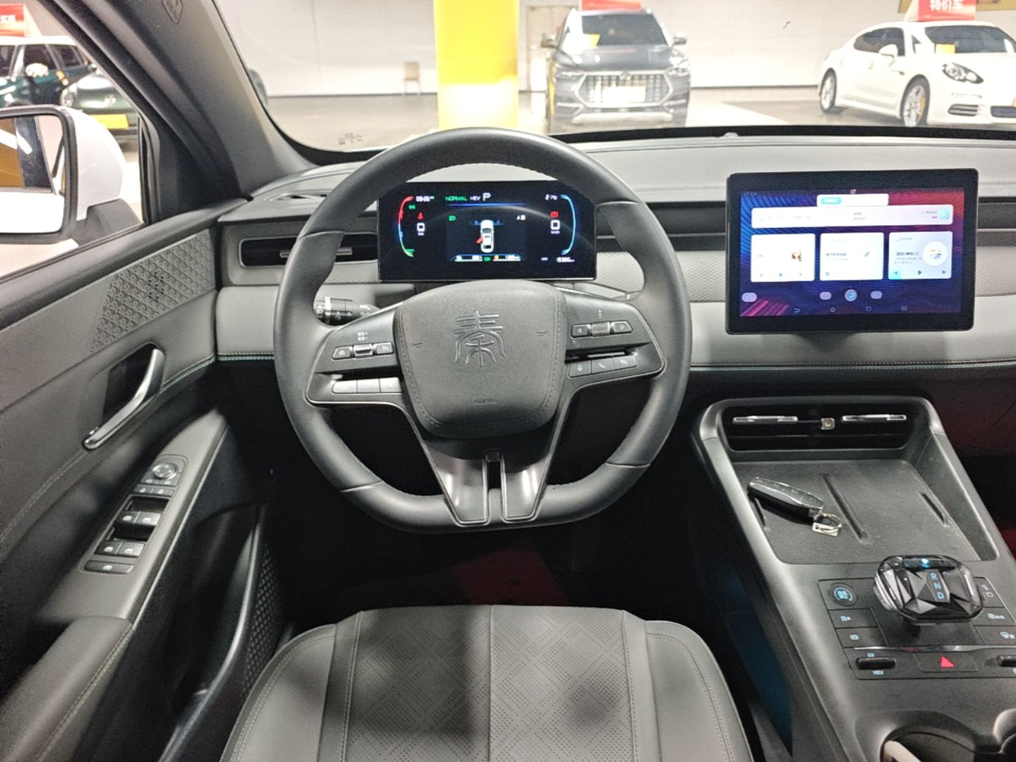 BYD Qin PLUS 2025 DM-i Smart Drive 55KM Leading Model — снимка 13