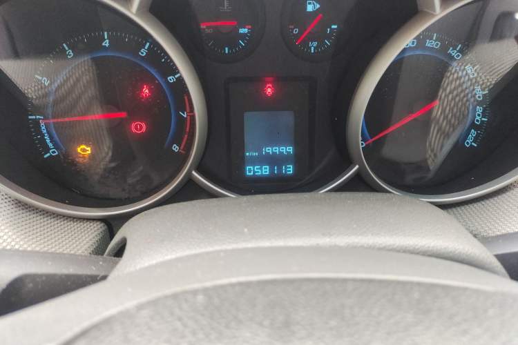 Used Chevrolet Cruze 2012 1.6L SE MT
