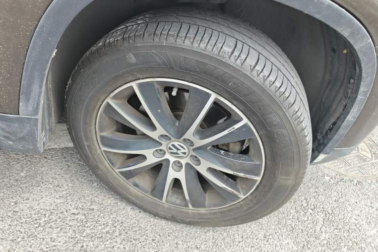 Used Volkswagen Tiguan 2015 1.8TSI Automatic Two-Wheel Drive Luxury Model