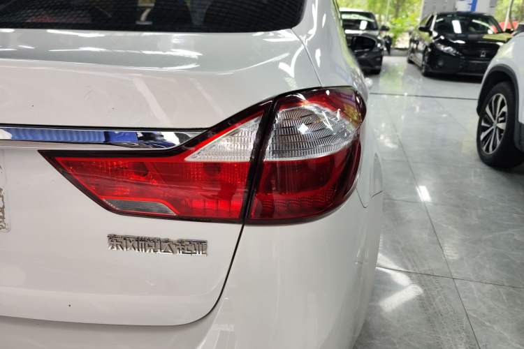 Used Kia K3 2017 1.6L Automatic 15th Anniversary Special Edition GLS
