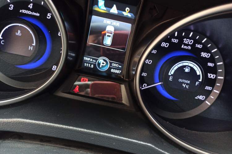 Used Changan CS75 2016 1.8T Automatic Elite Model China V Standard
