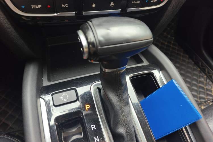 Used GAC Trumpchi GS7 2017 280T Two-Wheel Drive Luxury Model