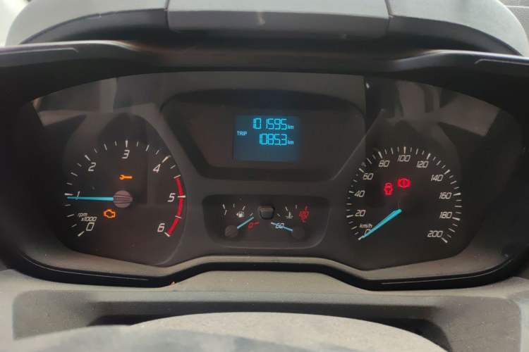 Used Ford Transit 2020 2.0T Diesel Multi-Function Commercial Vehicle Mid-Chassis Low-Roof Design with Dual Rear Doors Emission Standard China V
