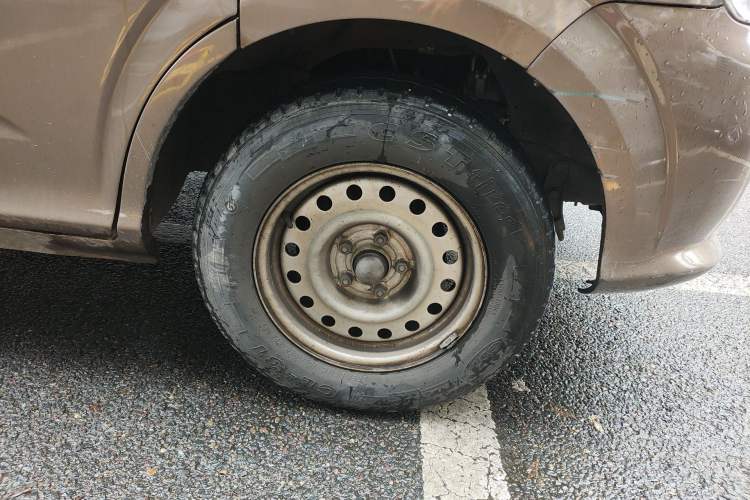 Used Foton MP-X E 2017 2.0L New Express Long Wheelbase 4Q20M
