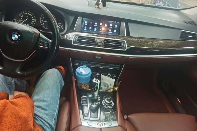 Used BMW 5 Series GT 2010 535i Leading Model Audio And AC Panel