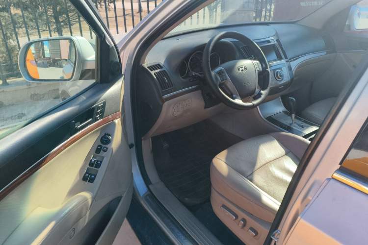 Used Hyundai Veracruz 2009 3.8L Comfort Edition Driver Seat