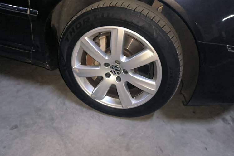 Used Volkswagen Phaeton 2012 3.0L Executive Version
