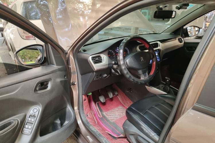 Used Peugeot 301 2018 1.6L Manual Comfort Edition
