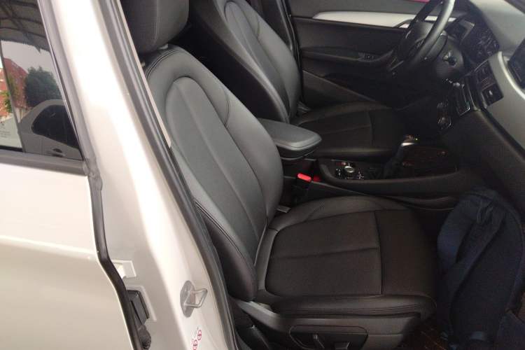 Used BMW X1 2018 sDrive18Li Fashion Model Right Front Seat