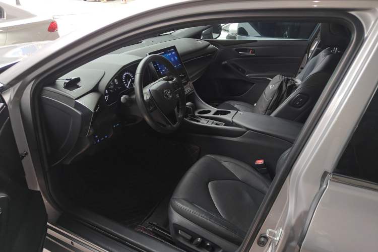 Used Toyota Avalon 2022 2.0L Luxury Edition