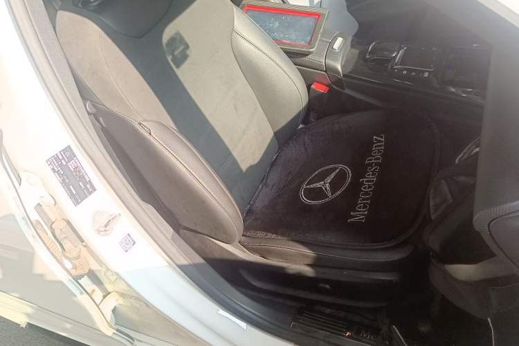 Used Mercedes-Benz A-Class 2020 Restyled A 200 L Sport Sedan Fashion Version