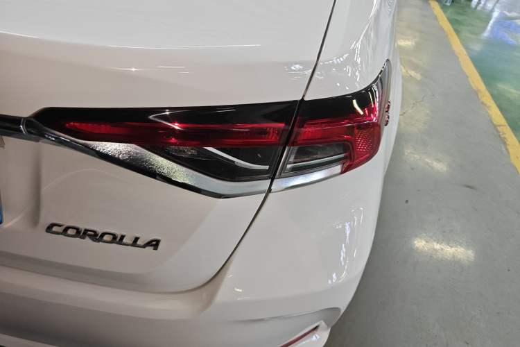 Used Toyota Corolla 2021 TNGA 1.5L CVT Elite Edition
