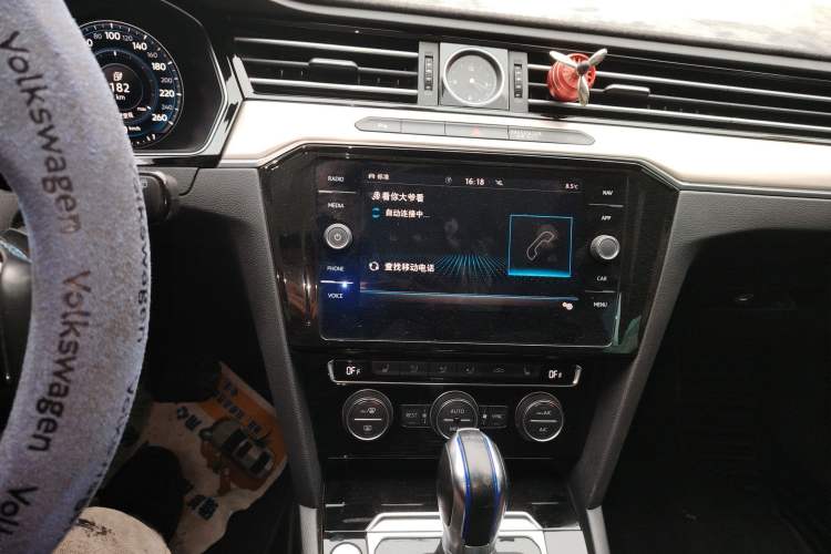 Used Volkswagen Variant New Energy 2019 GTE model Audio And AC Panel