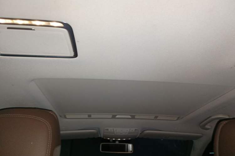 Used Mercedes-Benz E-Class 2016 E 200 L
