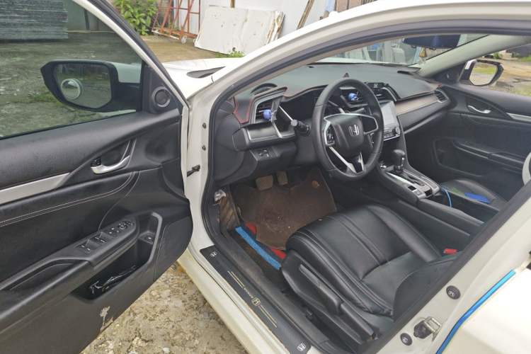 Used Honda Civic 2016 220TURBO CVT Luxury Edition