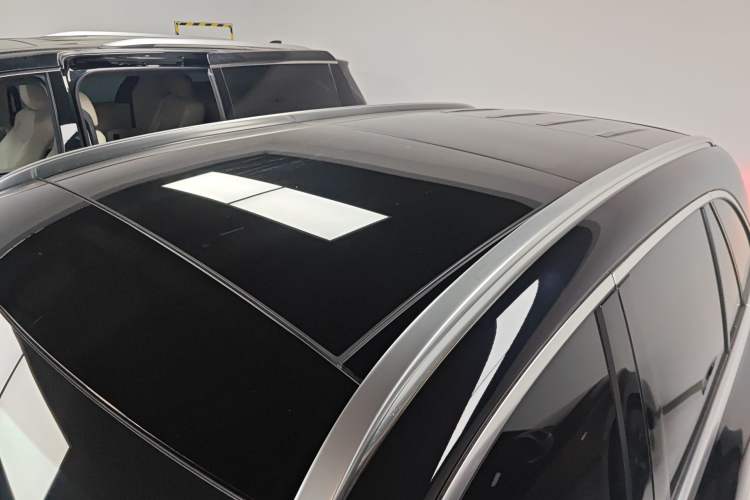 Used Mercedes-Benz GLC 2022 Refreshed GLC 300 L 4MATIC Dynamic Edition Prestige Version Roof