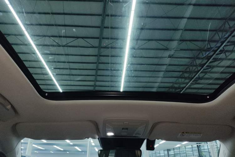 Used Hongqi HS5 2022 Revised Version 2.0T Smart Connect Flagship Edition Headliner