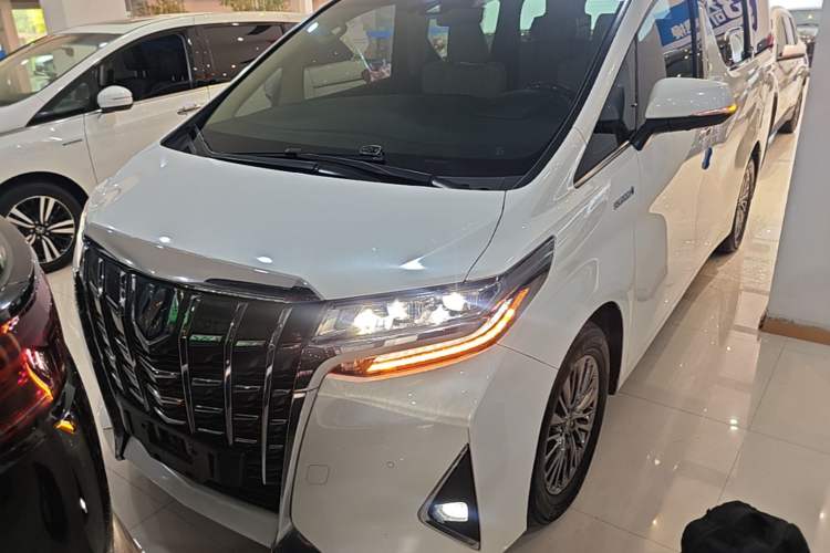 Used Toyota Alphard 2020 Dual-Engine 2.5L Luxury Edition
