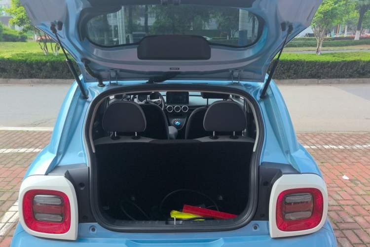 Used ORA Black Cat 2022 301km "Cute & Dynamic" Phosphate Iron Lithium Trunk