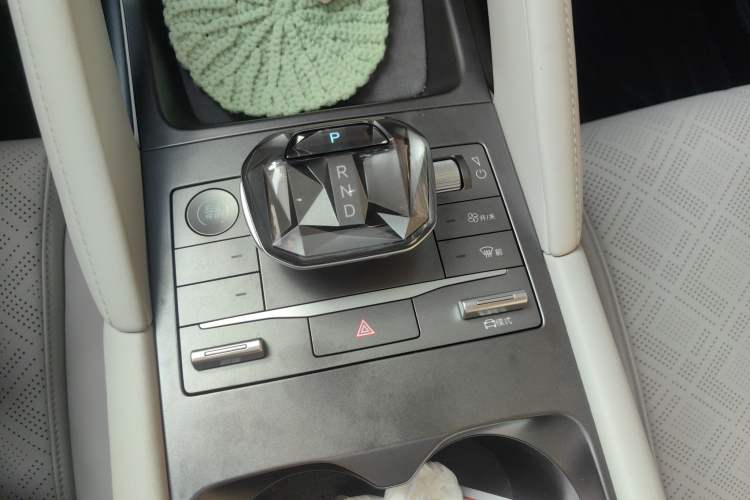 Used BYD Yuan UP 2024 401KM Beyond Edition
