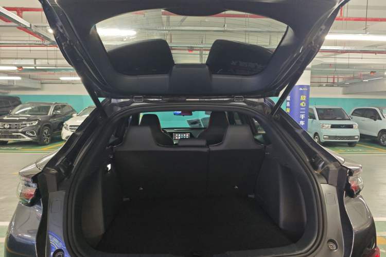 Used CHANGAN UNI-T 2020 1.5T Flagship Version Trunk