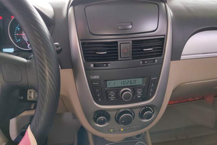 Used Buick Excelle 2013 1.5L Automatic Classic Model
