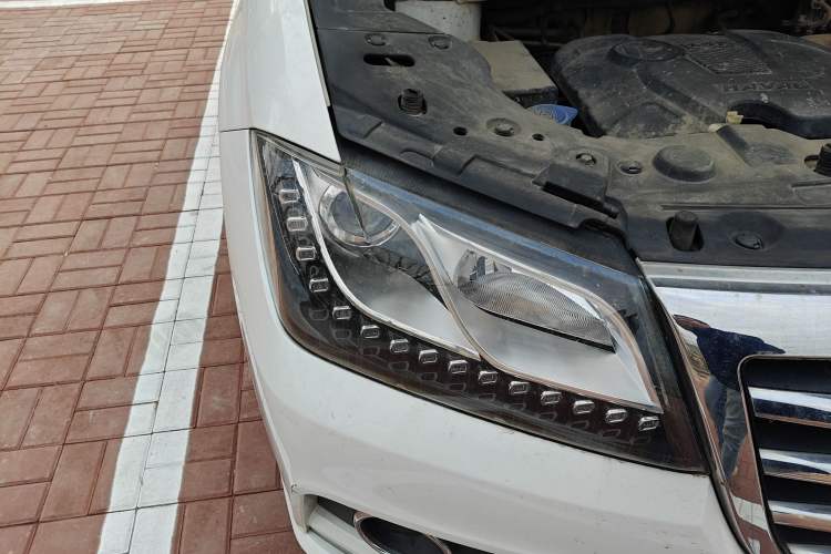 Used Haval H2 2017 Red-Label 1.5T Manual Two-Wheel-Drive Elite Model