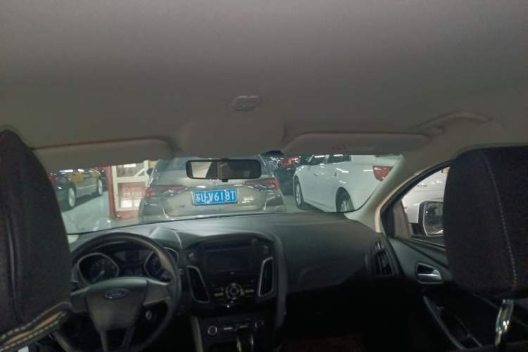 Used Ford Focus 2018 Hatchback Classic 1.6L Automatic Comfort Plus SmartDrive Edition