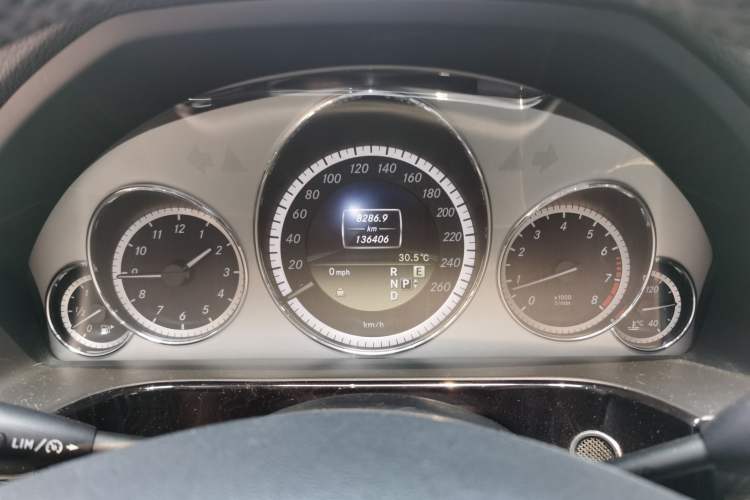 Used Mercedes-Benz E-Class 2012 E 260 L CGI Fashion Model Instrument Cluster