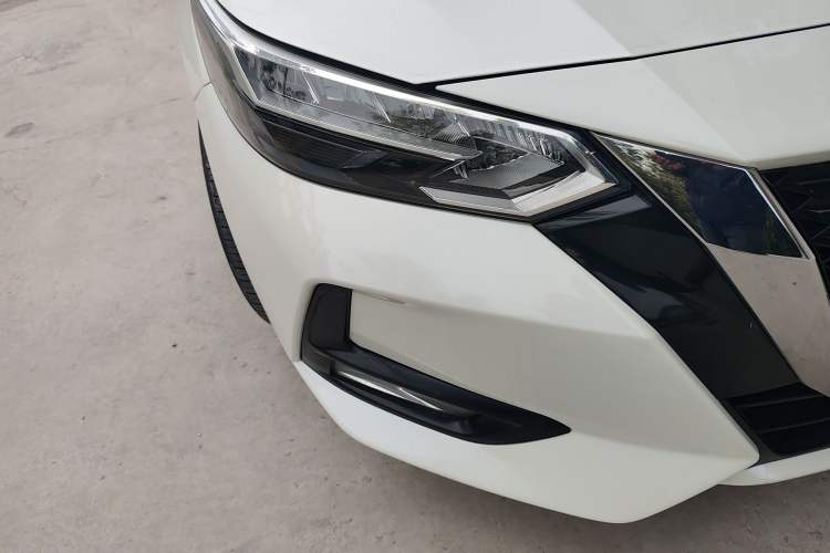 Used Nissan Sylphy 2020 1.6L XL CVT Enjoyment Edition Right Front Headlight