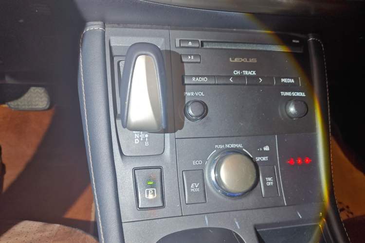 Used Lexus CT 2014 CT200h Comfort Edition Monochrome