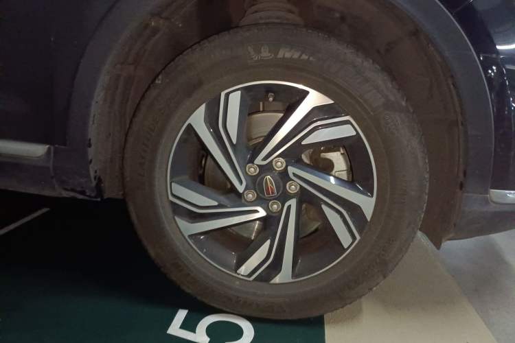 Used Hongqi HS5 2022 Revised Version 2.0T Smart Connect Flagship Edition