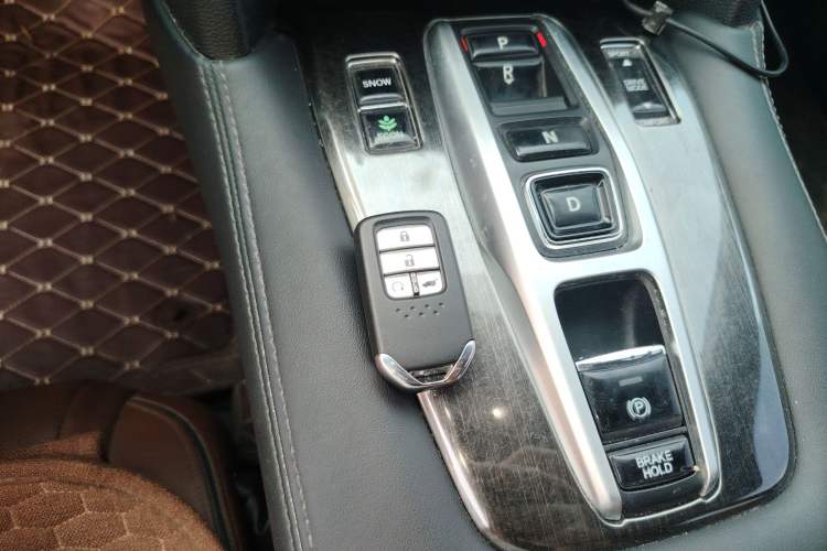 Used Honda UR-V 2017 370TURBO 2WD Prestige Edition China V Vehicle Key