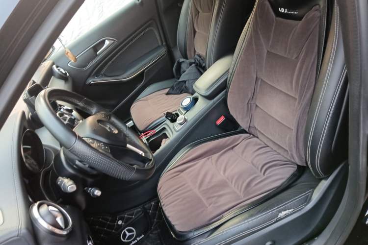 Used Mercedes-Benz GLA 2015 GLA 200 Fashion Model