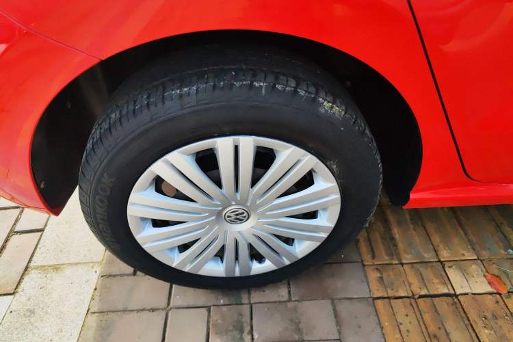 Used Volkswagen Polo 2016 1.6L Automatic Comfort Model
